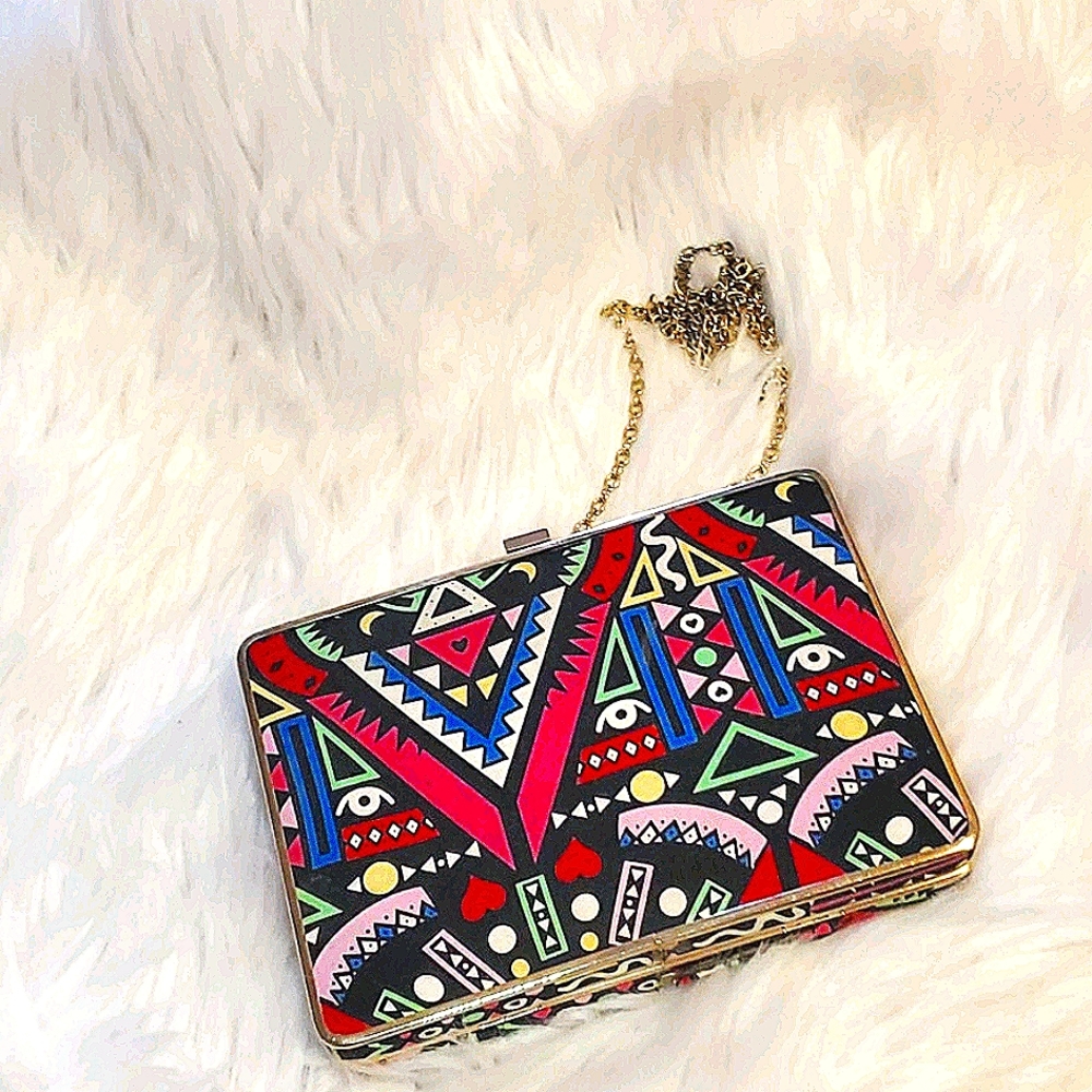 Aztec clutch